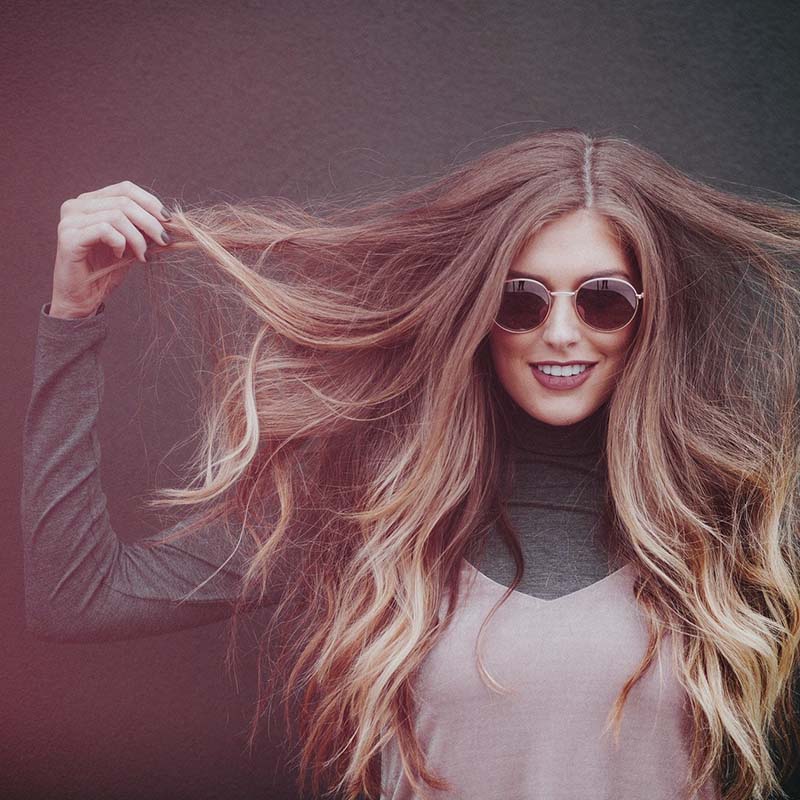 Come rimediare alla caduta dei capelli in autunno?