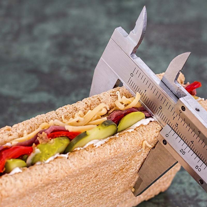 Come abbassare il colesterolo con dieta e integratori
