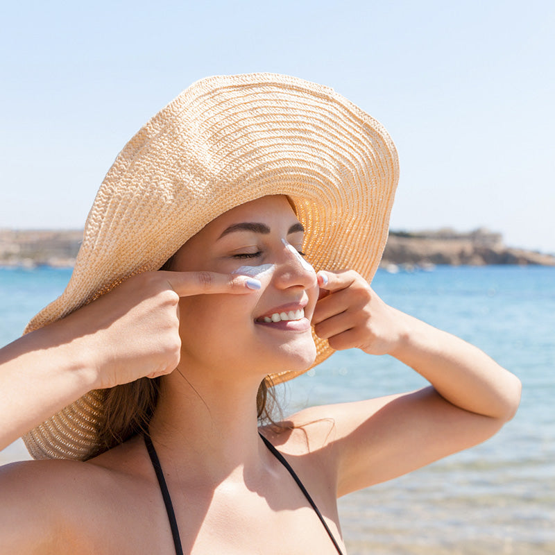 Come idratare la pelle in estate? Consigli e rimedi